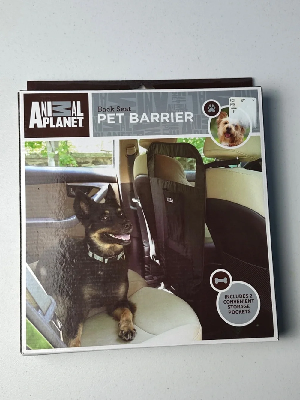 NIB Animal Planet Back Seat Pet Barrier With Two Storage Pockets